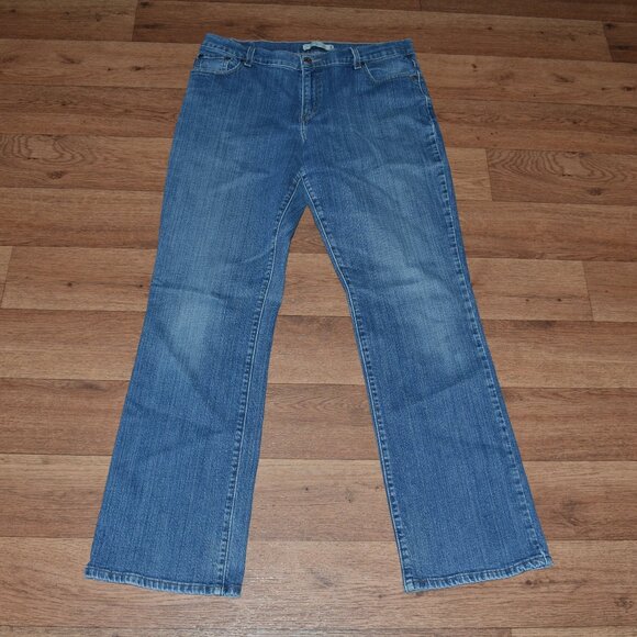 Woman's Levi's 550 Jeans Size 14 Long - Picture 1 of 8
